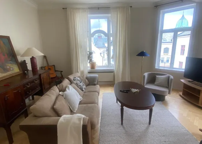 Authenic Art Nouveau In The City-center Appartement *